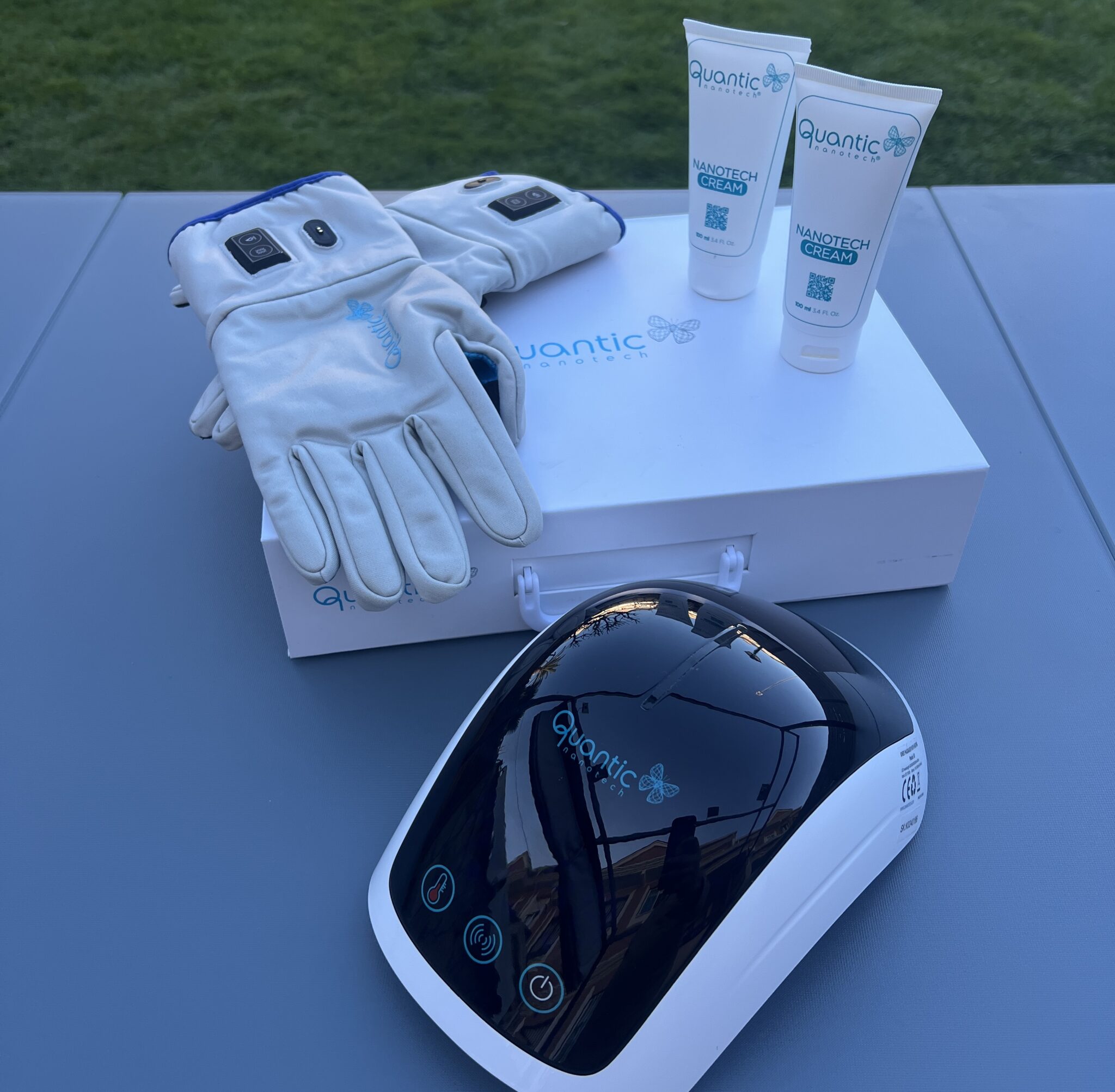 Dispositivo de terapia para artrosis con guantes y cremas de nanoterapia para aliviar el dolor artic.